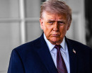 Trump Suggests Leakers to Media Should Be Shot as Punishment_img