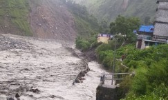 Worker missing in Mahakali flood