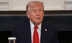 US suspends all decisions on granting asylum to foreign nationals