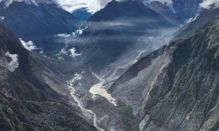 Rising Risk of High-Velocity Rock-Ice Avalanches in Himalayas Poses Severe Early Warning Challenges