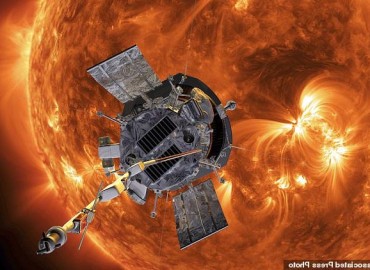 NASA spacecraft touches the sun for the first time, sinking into the atmosphere