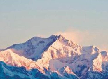 Indian climber dies on Mt Kanchenjunga on Thursday