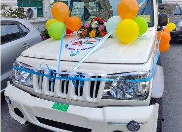 India gifts 200 vehicles to Nepal for conduct of elections  