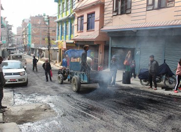 Narayangarh-Butwal road: Blacktopping begins in four years after laying foundation stone