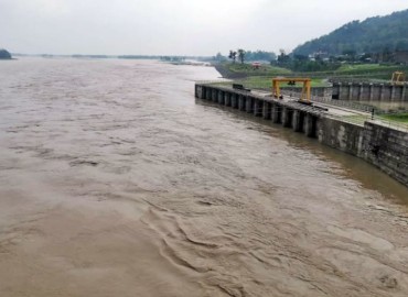 Karnali flood risk escalates, high alert issued for locals