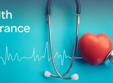 Free health insurance to families of public school students