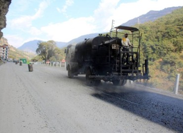 48 km of Beni-Jomsom-Korala section black topped