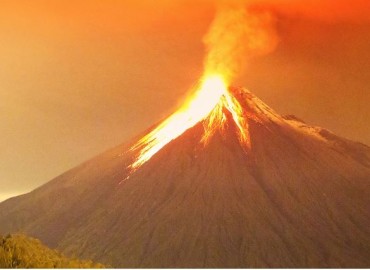 Indonesia volcano erupts, spews ash 7 km into the sky