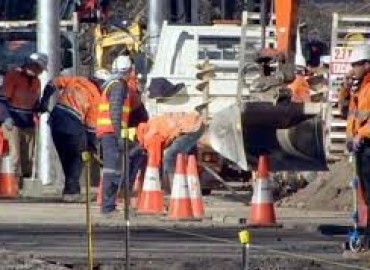 Australian unemployment rate falls to 4.0 pct