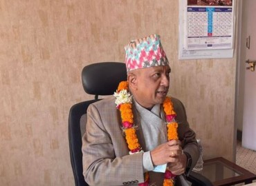 HoR secretary Adhikari takes oath of office