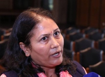 Education Minister Bhattarai wants civil employees to respond to public grievances