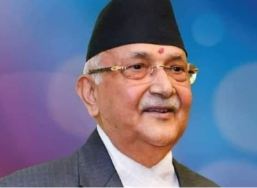Prime Minister Oli lauds contribution of civil servants to political change