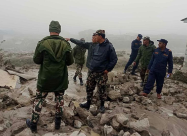 Security personnel deputed for rescue efforts during Thame flood awarded