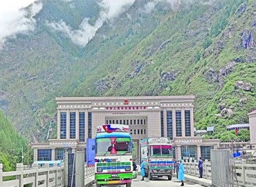 Import Resumes via Rasuwagadhi-Kerung Highway; Blocked EVs Entering Nepal