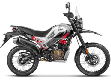 What are the additional features of the Xpulse 200 4V Dakar Edition launch?