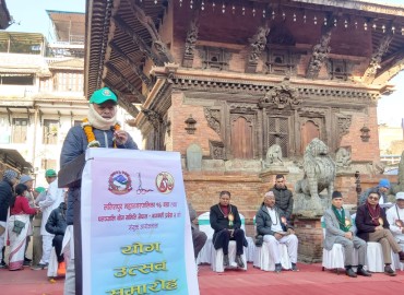 Yoga helps balance body and mind: former President Yadav