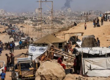 Over 80 Palestinians Killed in Israeli Airstrike in Gaza