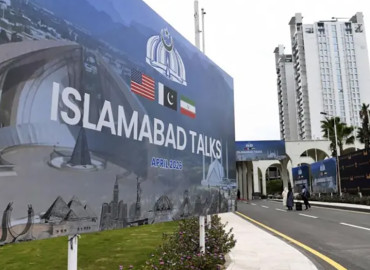 Uncertain Future for US-Iran Negotiations as Ceasefire Nears Expiration