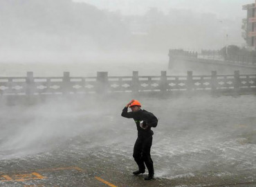 Powerful Typhoon ‘Dolphin’ Enters China: Over 1 Million People Evacuated