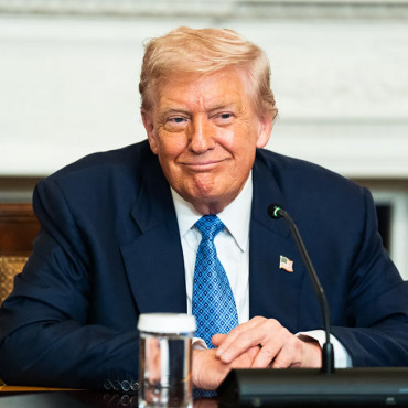 Trump Claims Indirect Talks Between US and Iran Begin Today