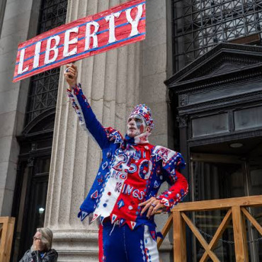No Kings Protests Sweep Across US, Urge Voters to Challenge Trump in Midterm Elections