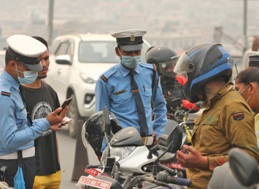 Traffic checking beefed up in Valley during Holi festival