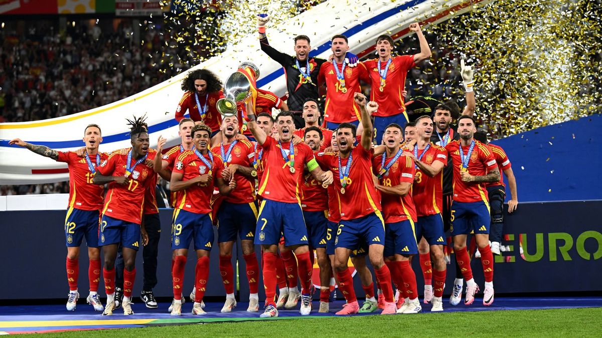 Spain triumphs at Euro 2024, England 21 in a thrilling final to secure their record